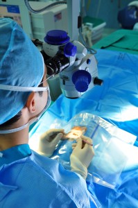 Blog - Dr Fong eye surgery pic 1